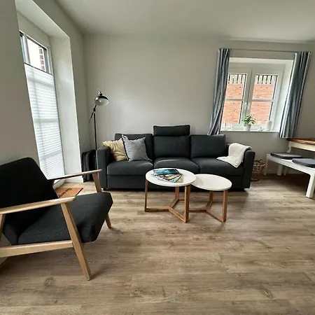 The Linnebargs, House 1 *